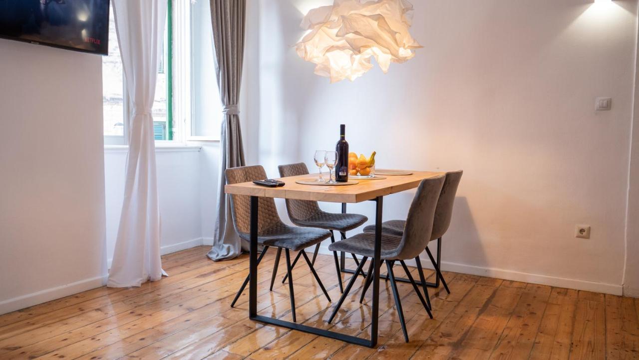 Tower Square Apartments Split Bagian luar foto